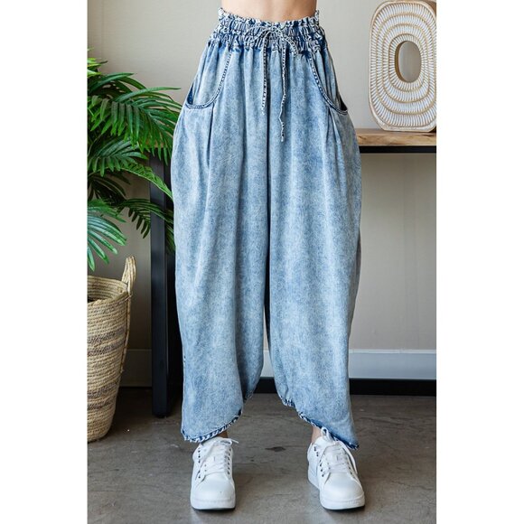 Oli & Hali Blue Washed Tencel Baggy Jogger Pants - Picture 3 of 5